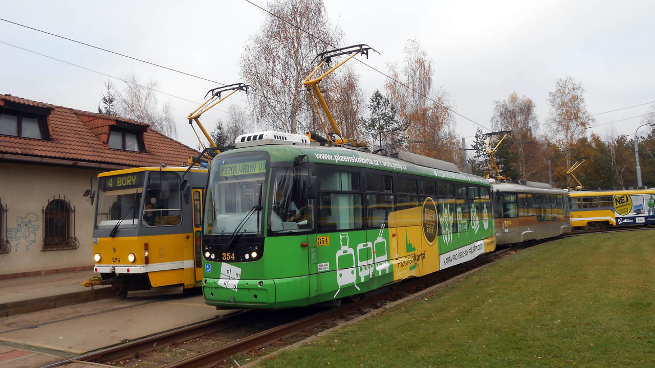 Souprava 354+336 na Ko�utce