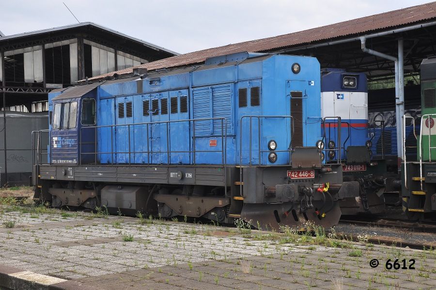 742.446 vedle 743.010, Liberec, 21.7.2012