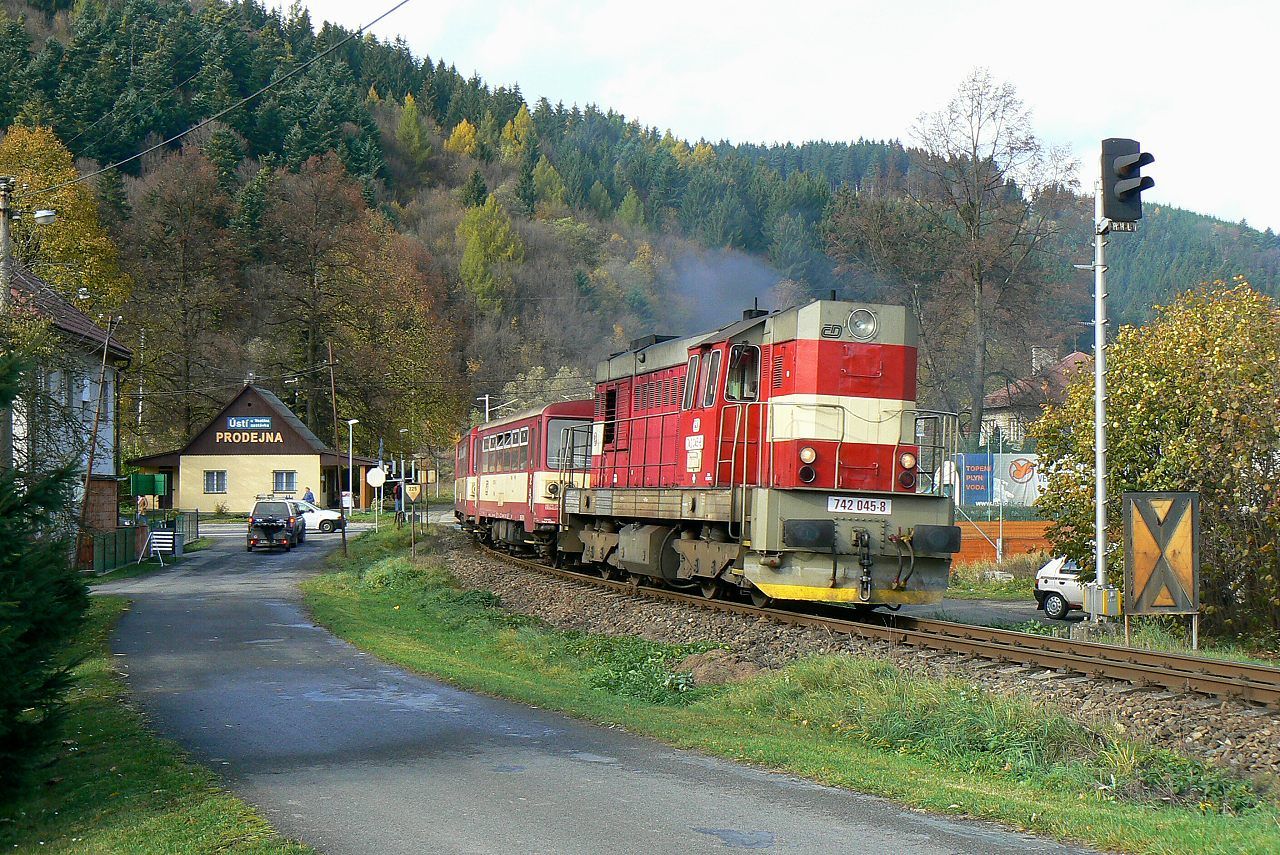 742.045 , �st� u Vset�na zast�vka , 30.11.2008