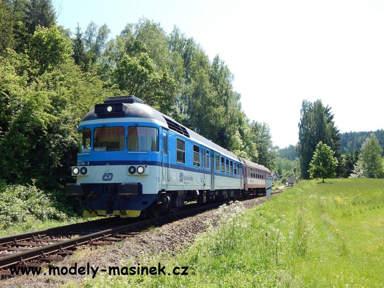 MSp vlak do Trutnova veden strojem 854.016 cirka 2km od ST Star Paka