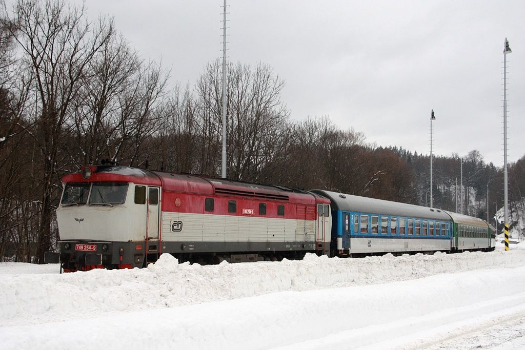749.254 na R 1147, Tanvald
