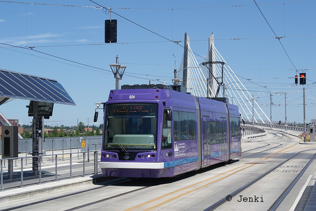 N�jezd na Tiikum Crossing bridge z JZ strany