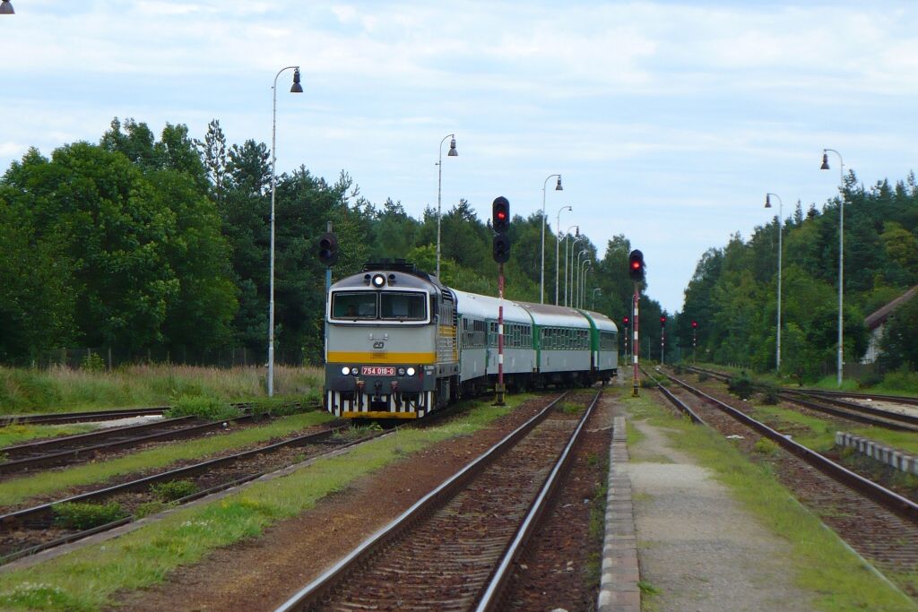 754 018-0, Os 4816, Studenec, 24.7. 2009