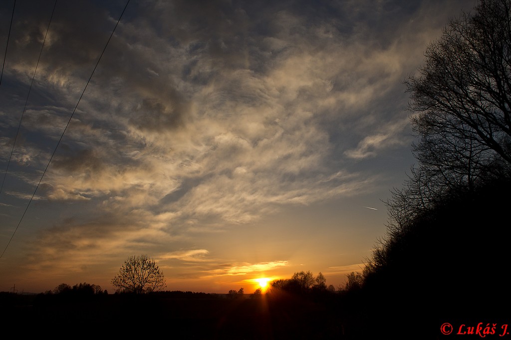Nebe nad Bedn�rcem, 10.3.2014