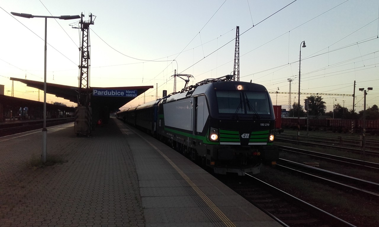Siemens Vectron 193 270 R 898 Pardubice hl.n. 5.8.2017