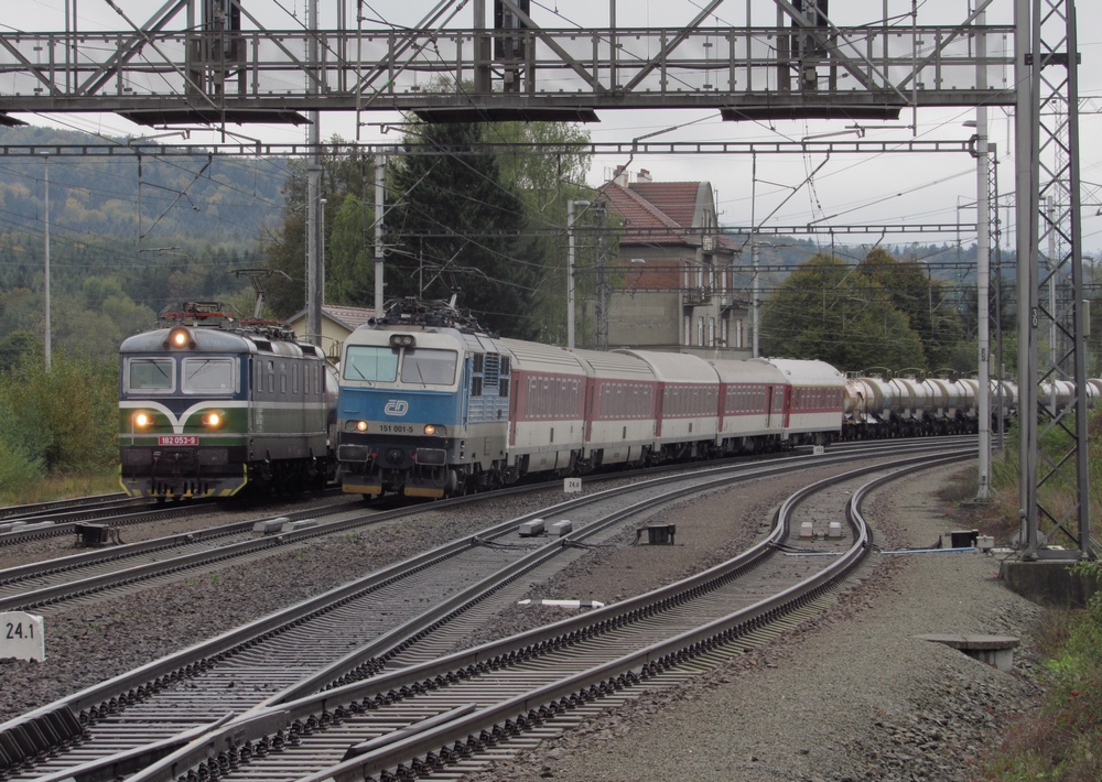 182 053-9, 151 001-5, Ex 129 Vsacan, Kras�kov 3.10.2017