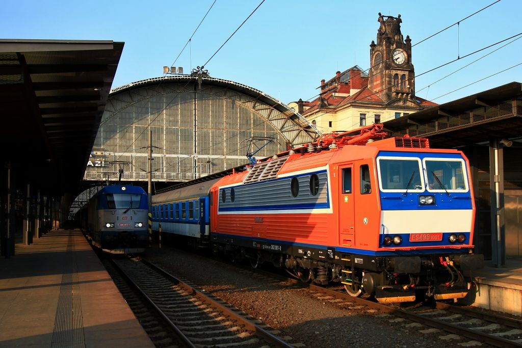 ES499.1001 - Praha hl. ndra - 12.8.2015