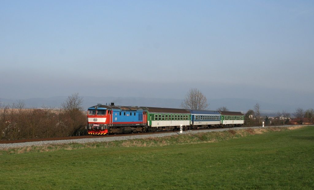 749 265 + Os 3633, Troubelice, 28.3.2014