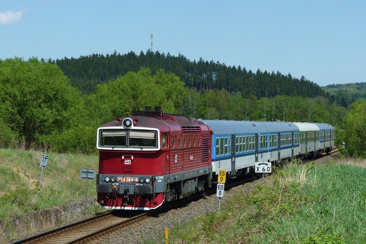 754.066, Krhov�, 5.5.2012, foto:Vojt�ch G�ek