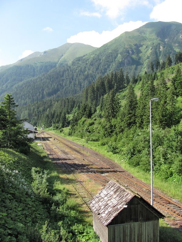 Prbichl, oputn vrcholov stanice horsk Erzbergbahn (jezd zde jen nostalgick vlaky)