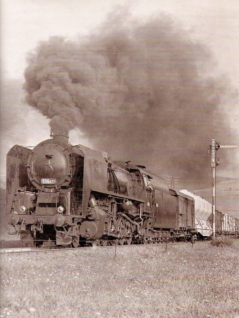 556 077 Mn p�i rozjezdu z Bylnice v l�t� 1974