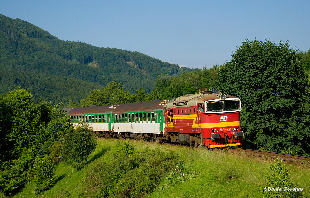 750.308 Kun�ice pod Ond�ejn�kem-Fren�t�t pod Radho�t�m Os 3132 18.6.2012 foto Daniel Forejtar
