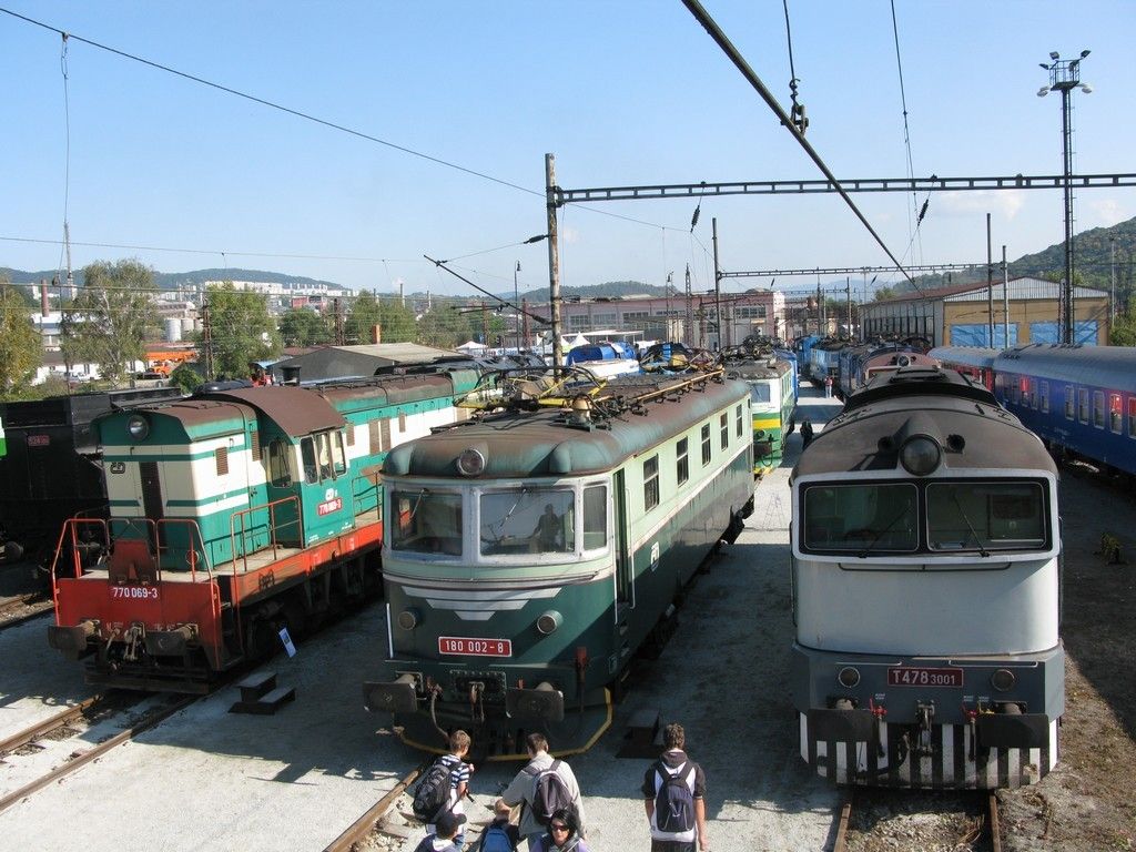 Snad v�echny lokomotivy co se vyskytuj� na n�kladech