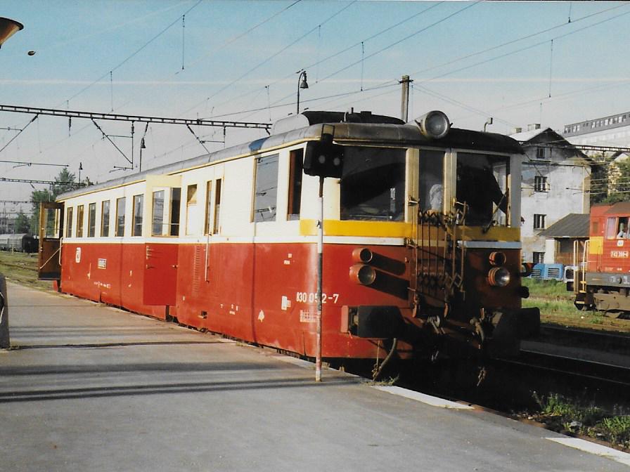 052 Mos 19902 Praha -Smchov 1996