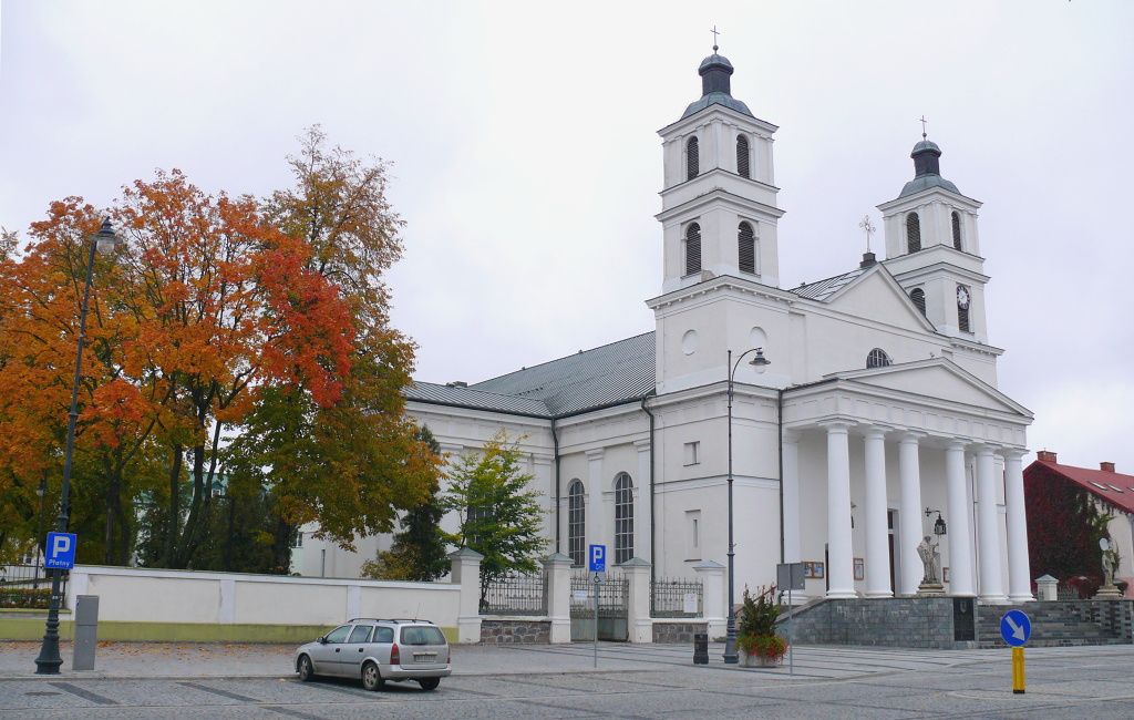 Suwalki - Rzymskokatolicka Parafia Konkatedralna pw. w. Aleksandra w Suwakach