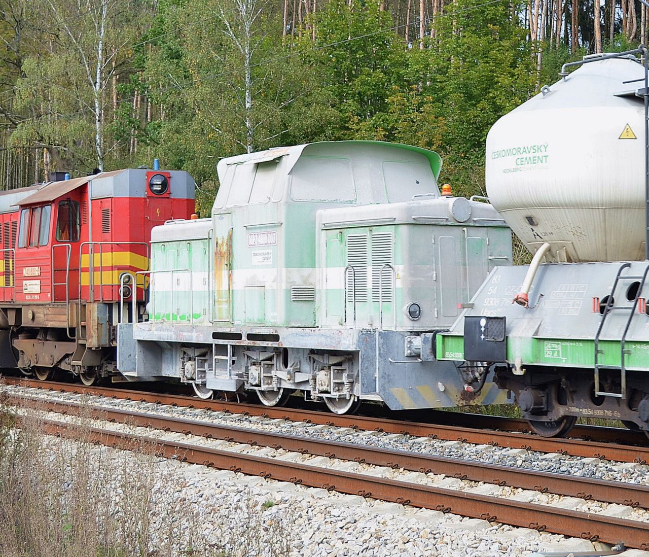 740.800 LokoTrans Brno + MPZ 40M 007 CeskoMoravsky Cement_Havlickuv Brod - Okrouhlice_16.9.2019 (2)