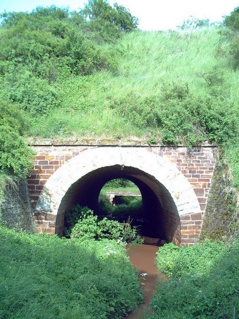 Tunel v nspu u zast. Kontopy (126)