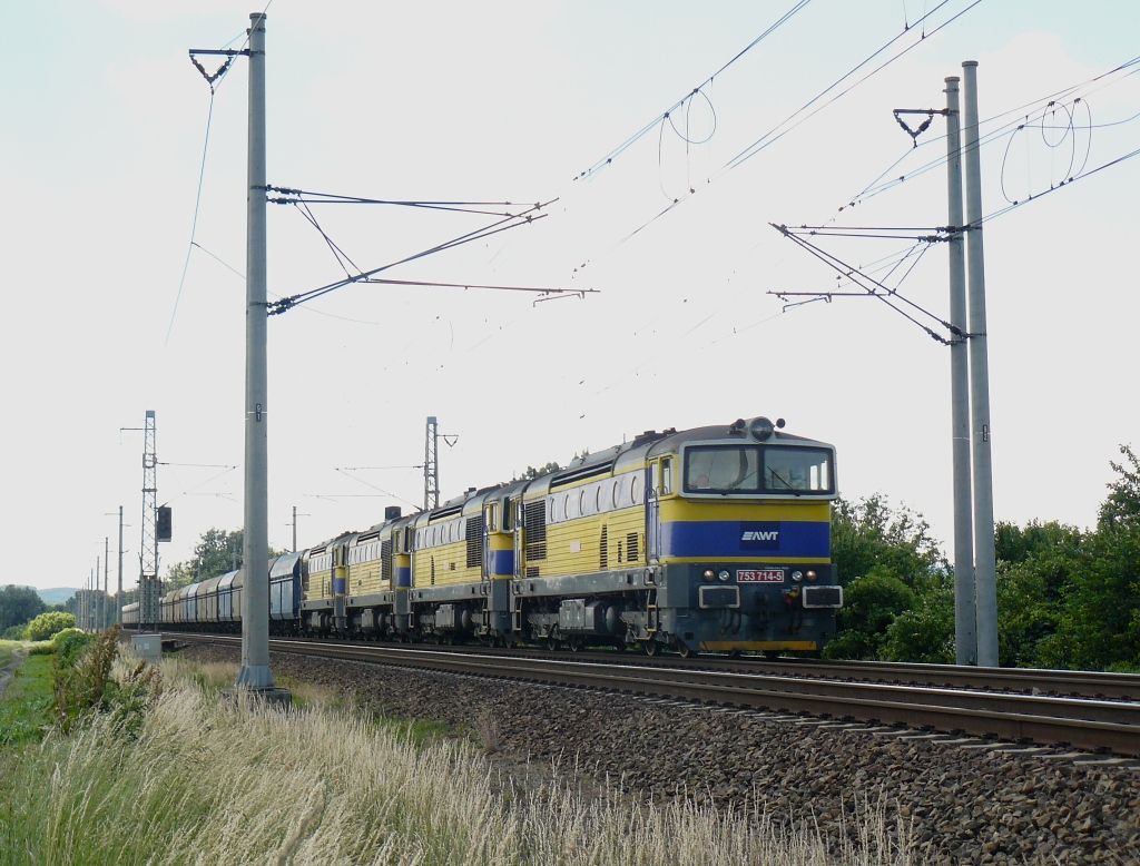 753.714-5+753.711-1+753.707-9+753.712-9 Tluma�ov-Z�hlinice(23.6.2010,foto-Ale� Kr�ka)