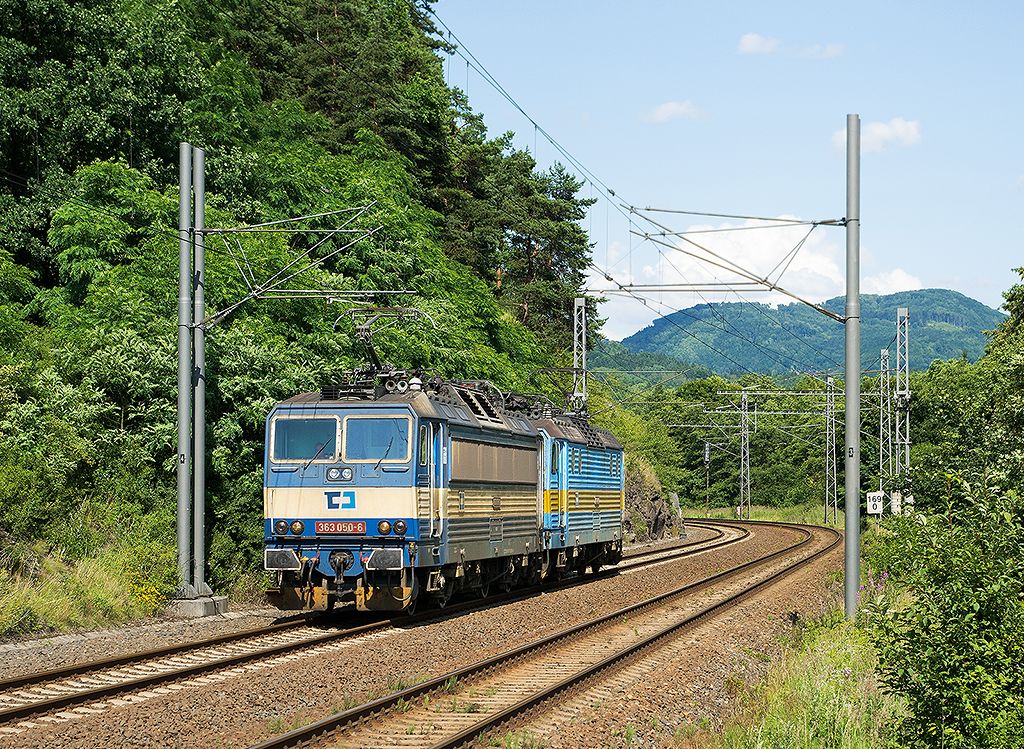 363.050-6 + 363.073-8; Ostrov nad Oh; 10.7.2012