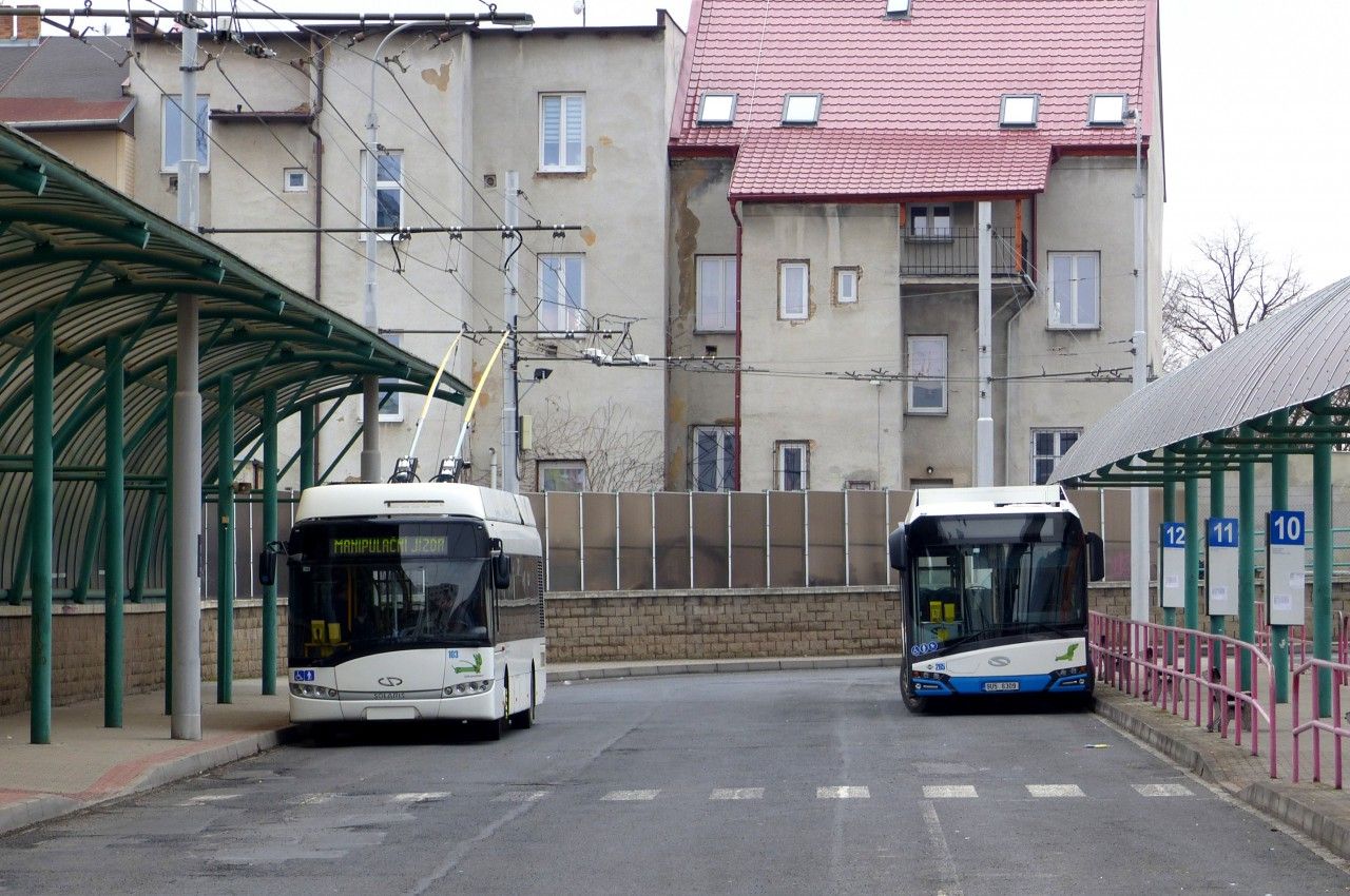autobusov ndra Chomutov, pomalu konc #103 a nov #265