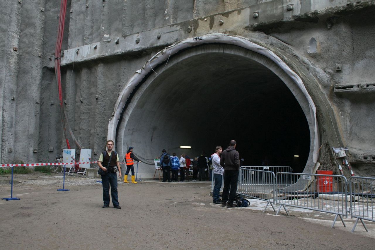 konec tunelu v roce 2012