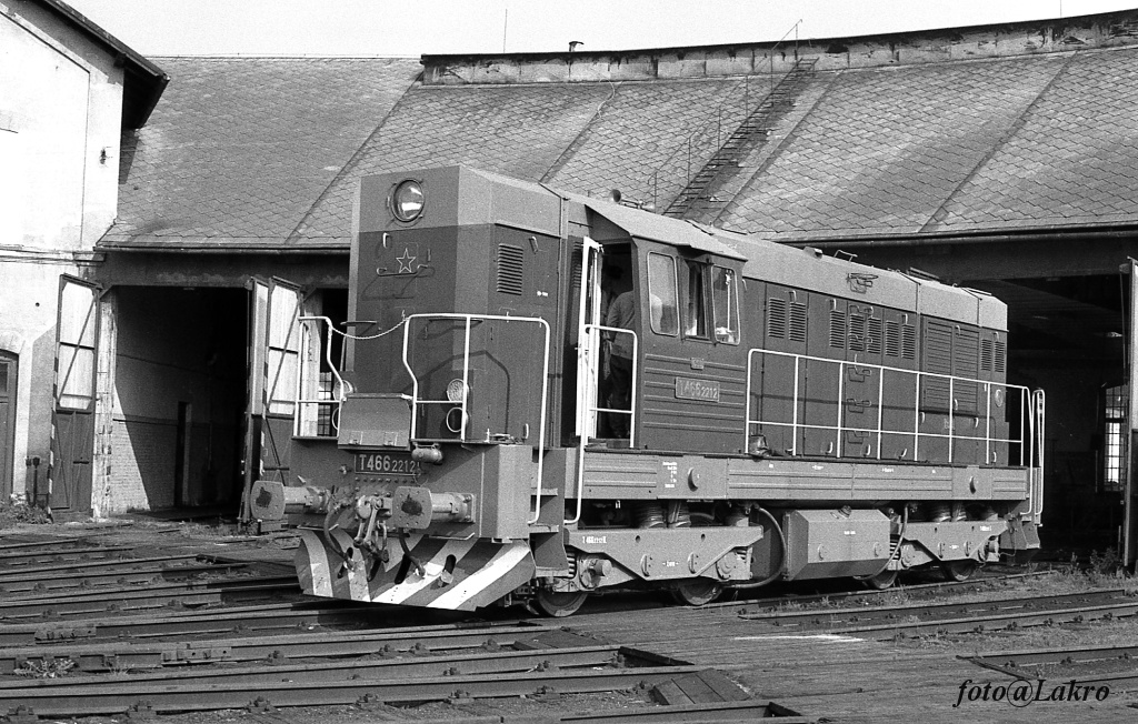 T466.2212 depo Karlovy Vary 13.8.1981