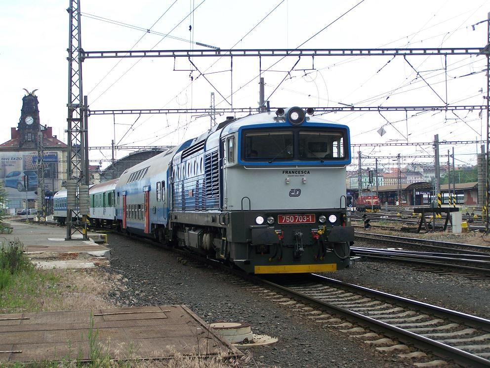 750 703 - R 1250 - Praha Hl.N�dra�� - 28.5.2011.