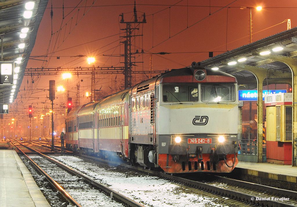 749.042+843.020 Os3640 Olomouc hl.n. 7.12.2012 foto Daniel Forejtar