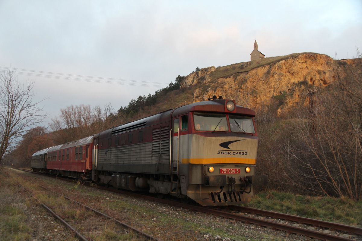 751.084, Dra�ovce - kostol sv. Michala Archanjela, 8.12.2013