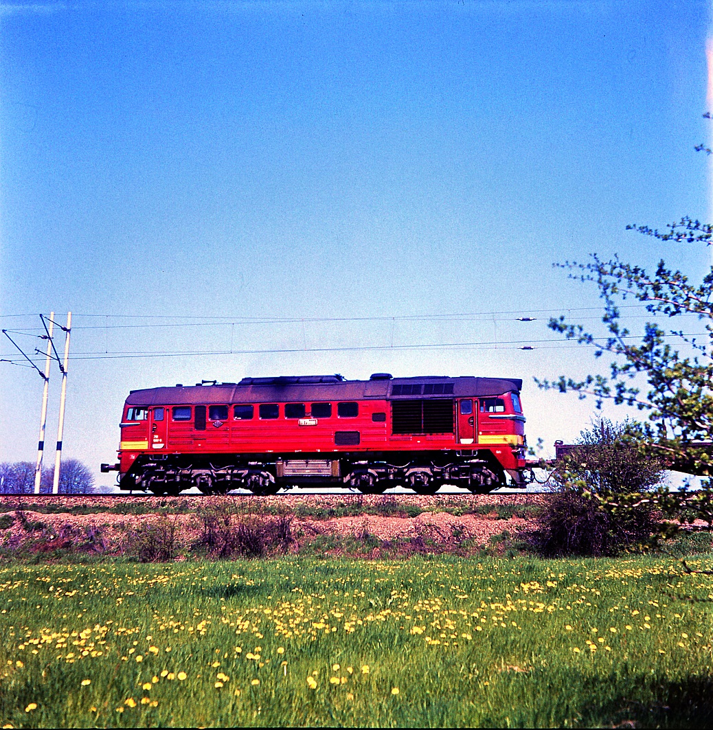 T679.1560, kvten 1987, Mezno