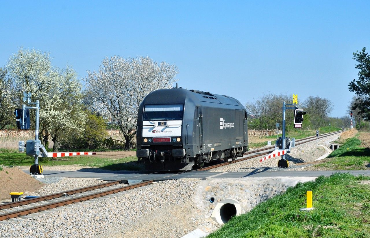 761.101 Valtice, 15.4.2019 pro druhou p�lku vlaku.
