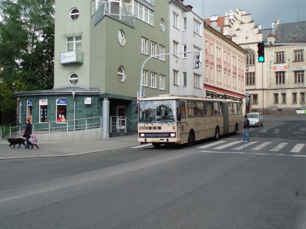 Vrac� se 209 linky 9