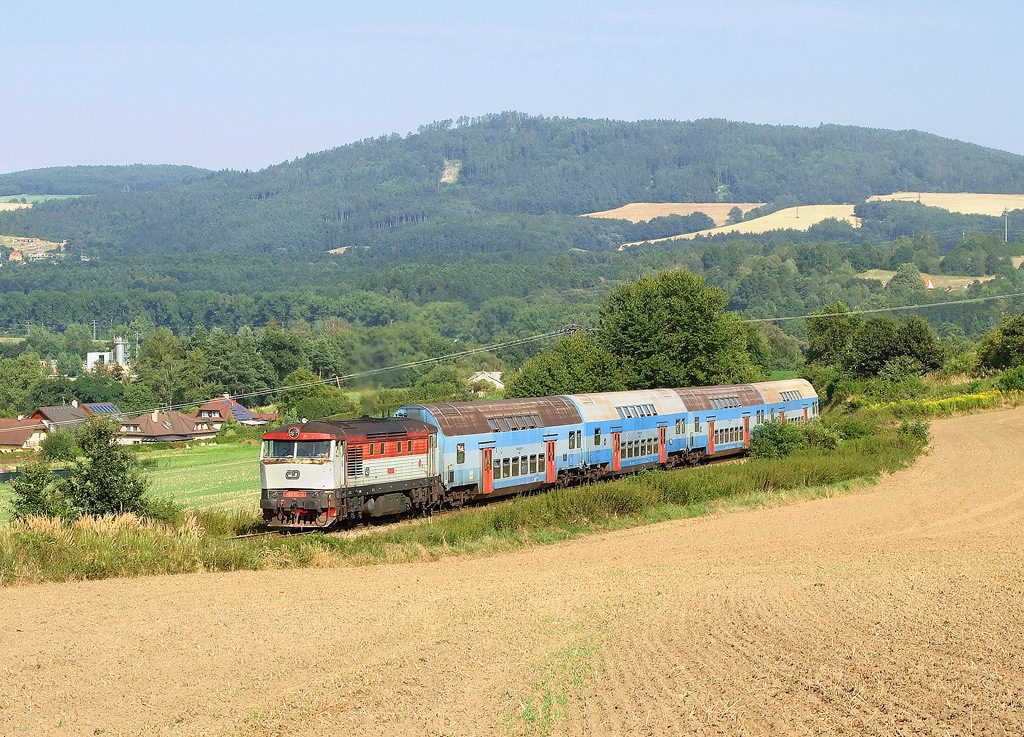 749.107, Os 9064, Sv�rov, 17.8.2013, foto: Petr �temb�rek