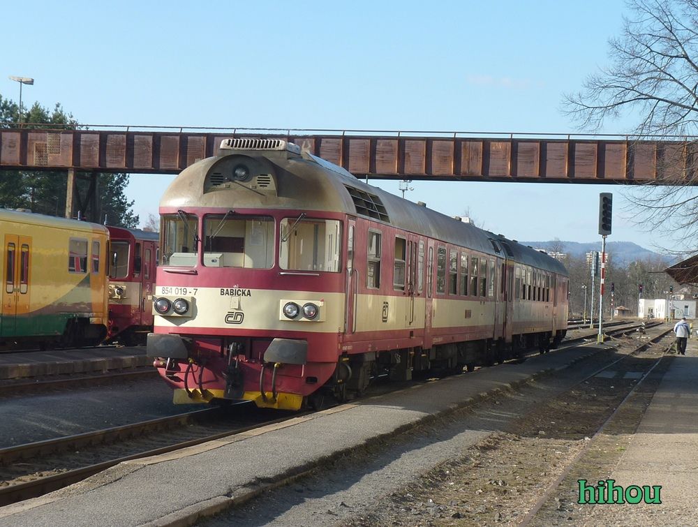 854.019 Babi�ka tla�� R 1112 do Rumbajzu 19.3.2012