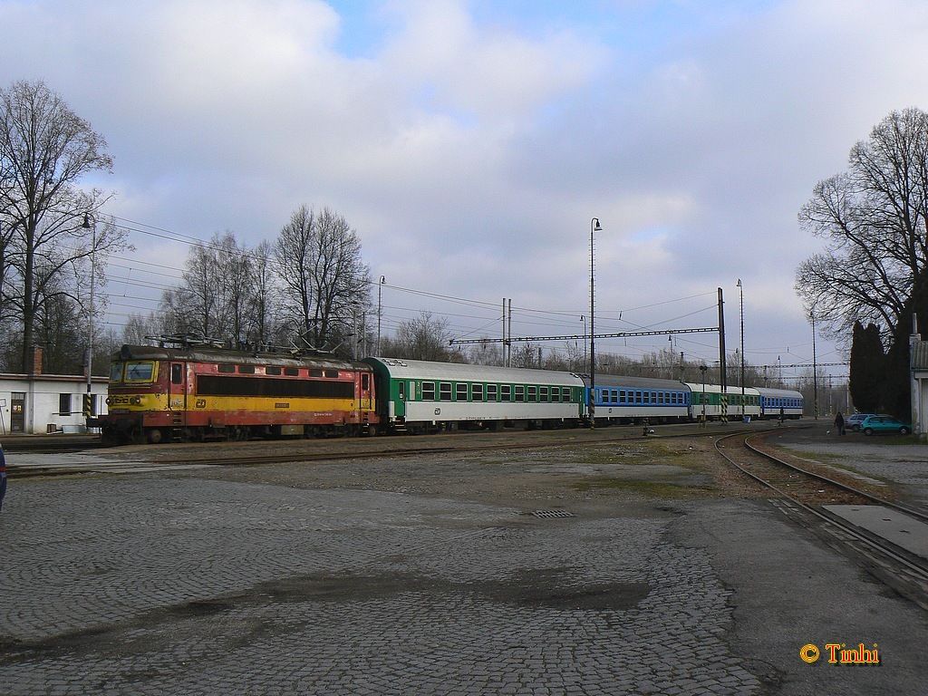 242.206 - R668 - st.J.Hradec - 01.01.2014