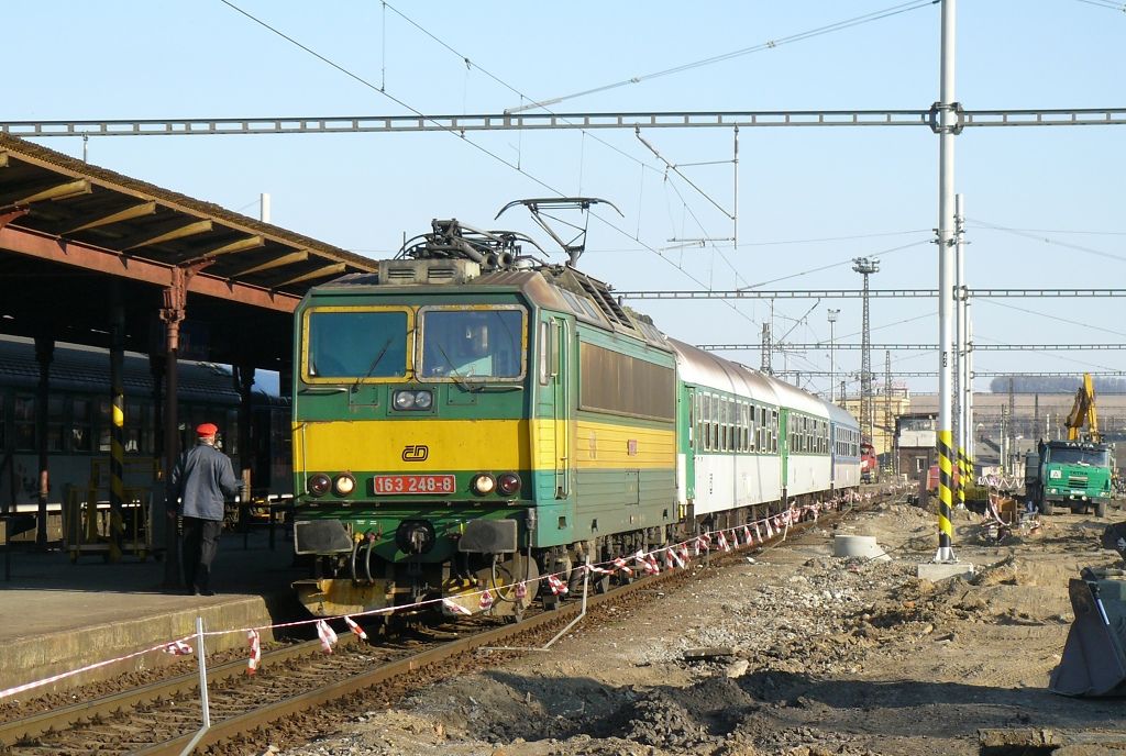 163 248-8 P�erov(19.3.2012,foto-Ale� Kr�ka)