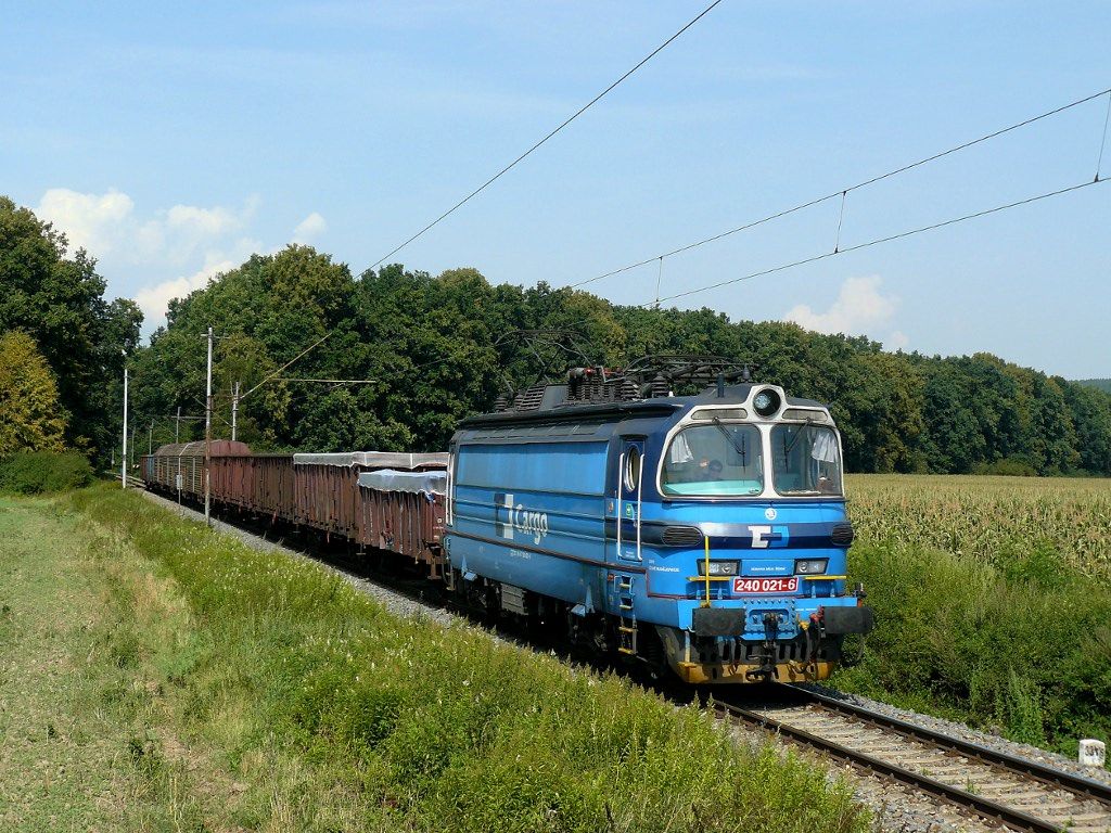240.021-6 - ���hlavy - Nezv�stice - 21.8. 2012