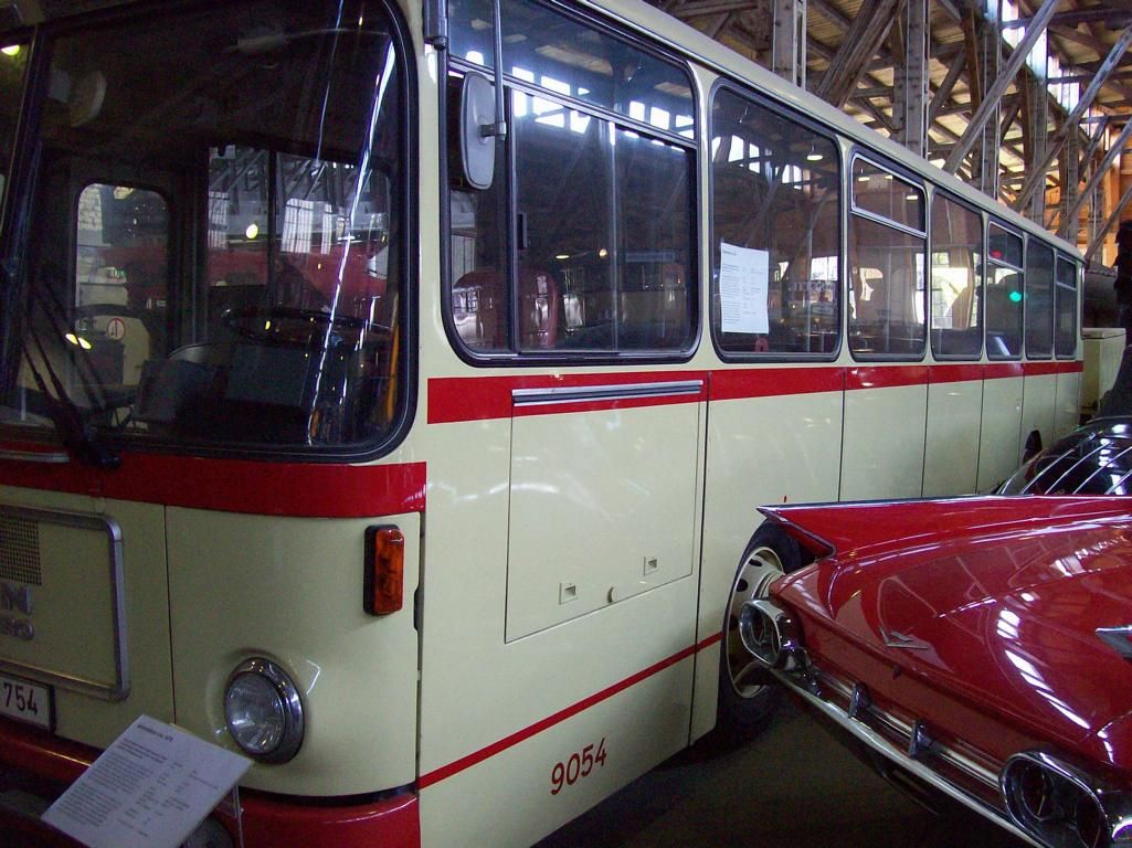 bateriov autobus z roku 1974
