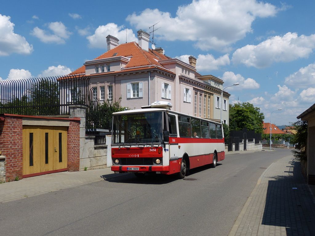 Mahenova