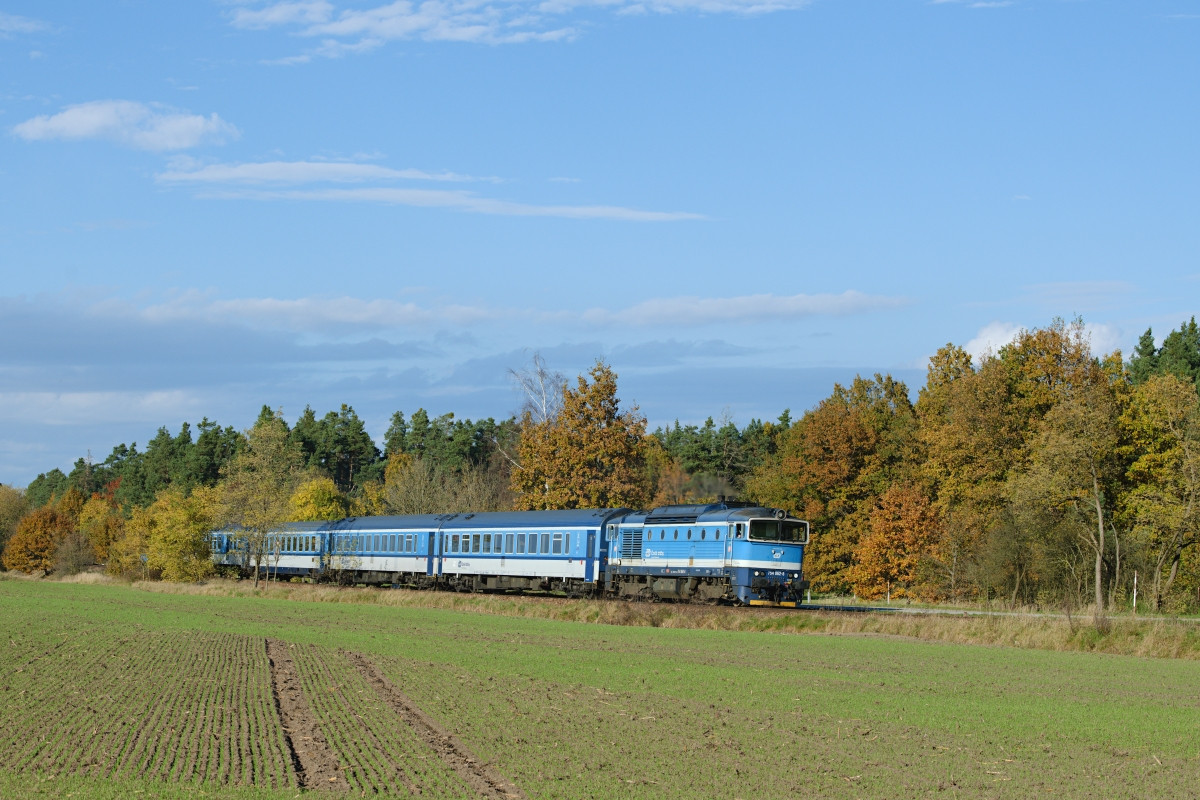 754.062 s R 715 u zastvky Hrdloezy dne 29.10.2024 