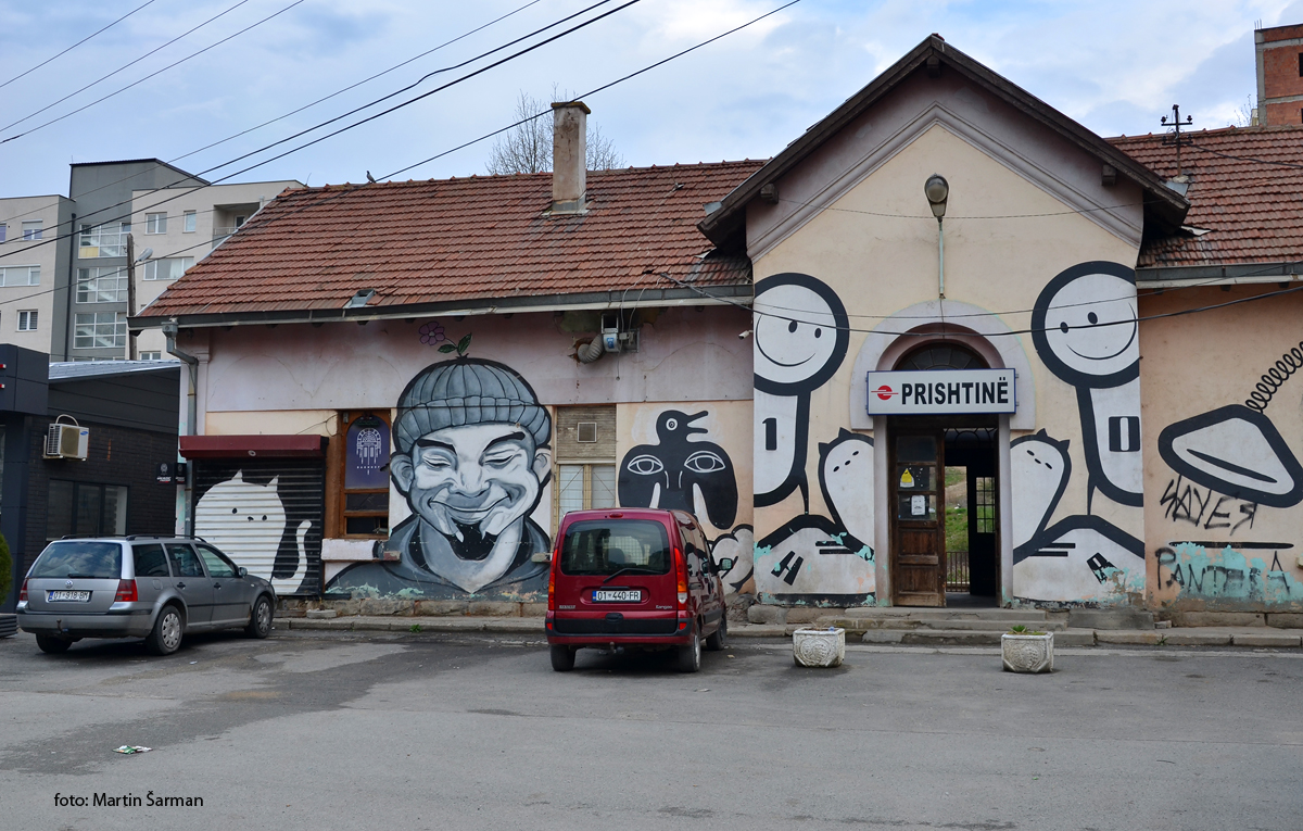 Street art, stanin budova Pritina, 4/2019