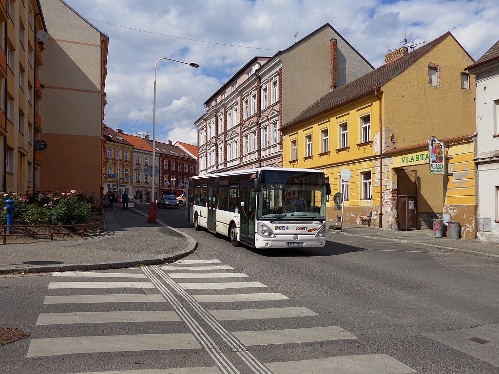 Havl��kova ulice. Citelis je v m�st� n�kdej�� zast�vky Havl��kova.