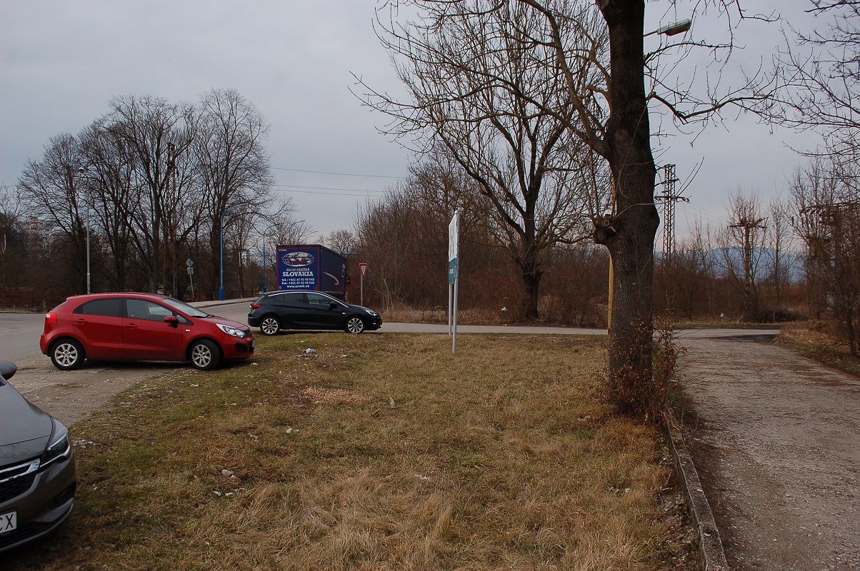 3-stejn� m�sto, pohled zp�t k z�vodu Z�S