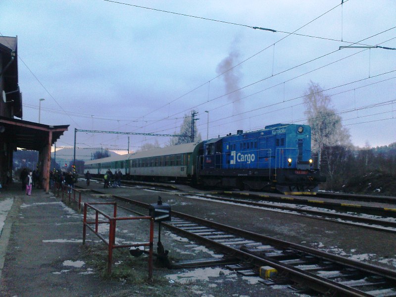 742 300 drsn� rozj�d� Os 7010, Ostrov nad Oh��, 7:35