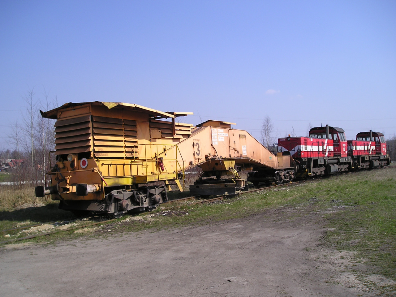 Koleje u Dlen pro opravy motorovch lokomotiv