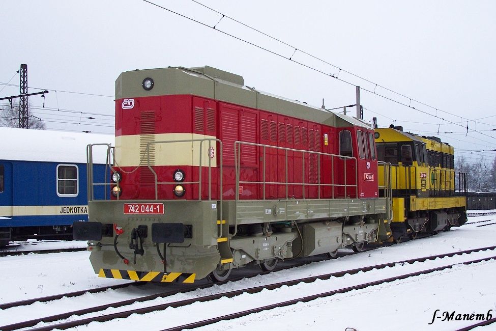 742 044 a 742 361 - 30.11.07 �T