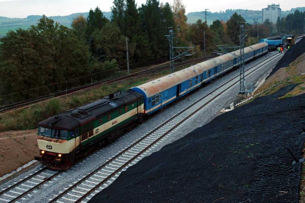 749 264-8 ve Voticch s nehodovm vlakem.
