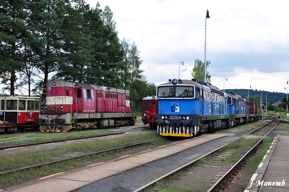 753 762+751a742 190+151 a 742 409  - 30.7.2016 Doln Bousov