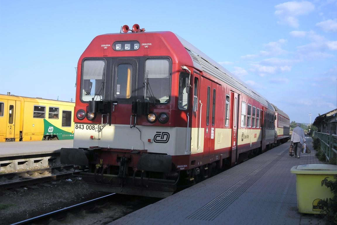 843 008-4 (Os 5403)_Turnov (19.7.2013)