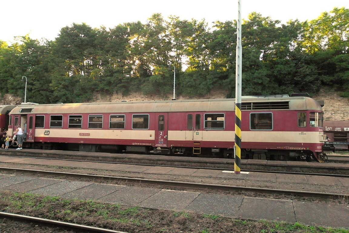 854 014-8 (R 1119)_Bakov nad Jizerou hl. n. (20.7.2013)